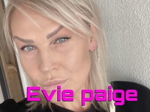 Evie_paige